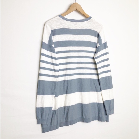 Vince, gray and white striped linen tunic top - Picture 5 of 8